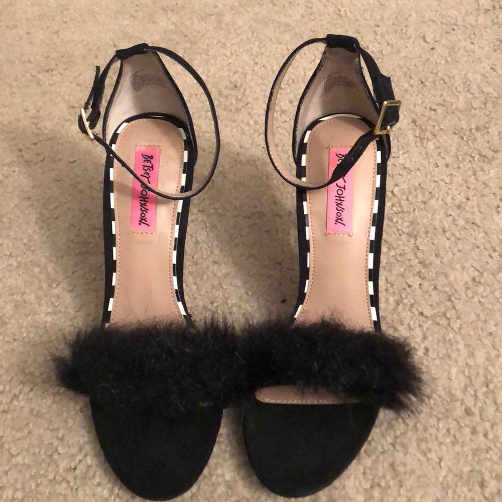 Betsey Johnson Black fur heels